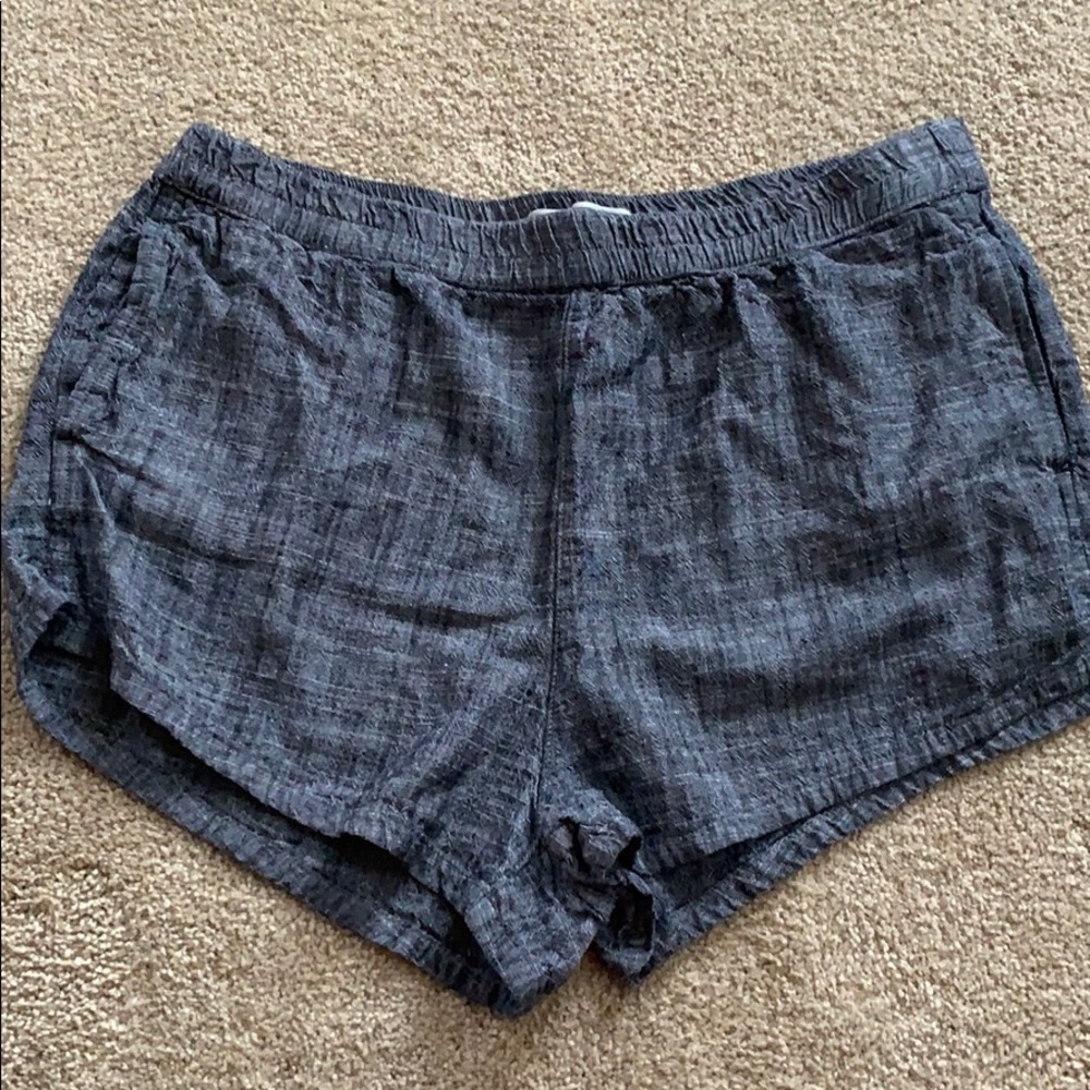 Abercrombie & Fitch charcoal grey shorts size L